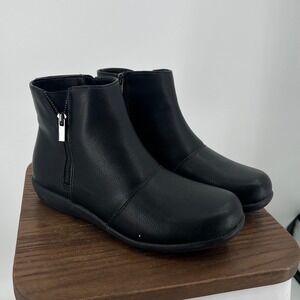 NEW SUEDI Black Ankle Boots Side Zip Round Toe Comfort Booties Women's Size 10